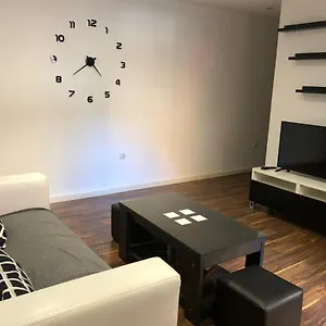 Precioso Piso Con Patio A 200m De La Playa , Málaga España